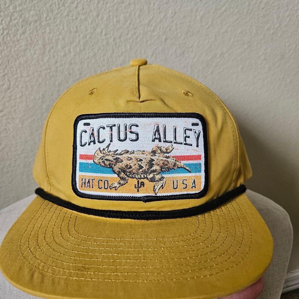 Cactus Alley Hat Co Horned Toad Biscuit and Black Cap